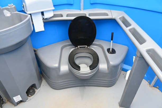 Best Emergency porta potty rental  in North Lima, OH